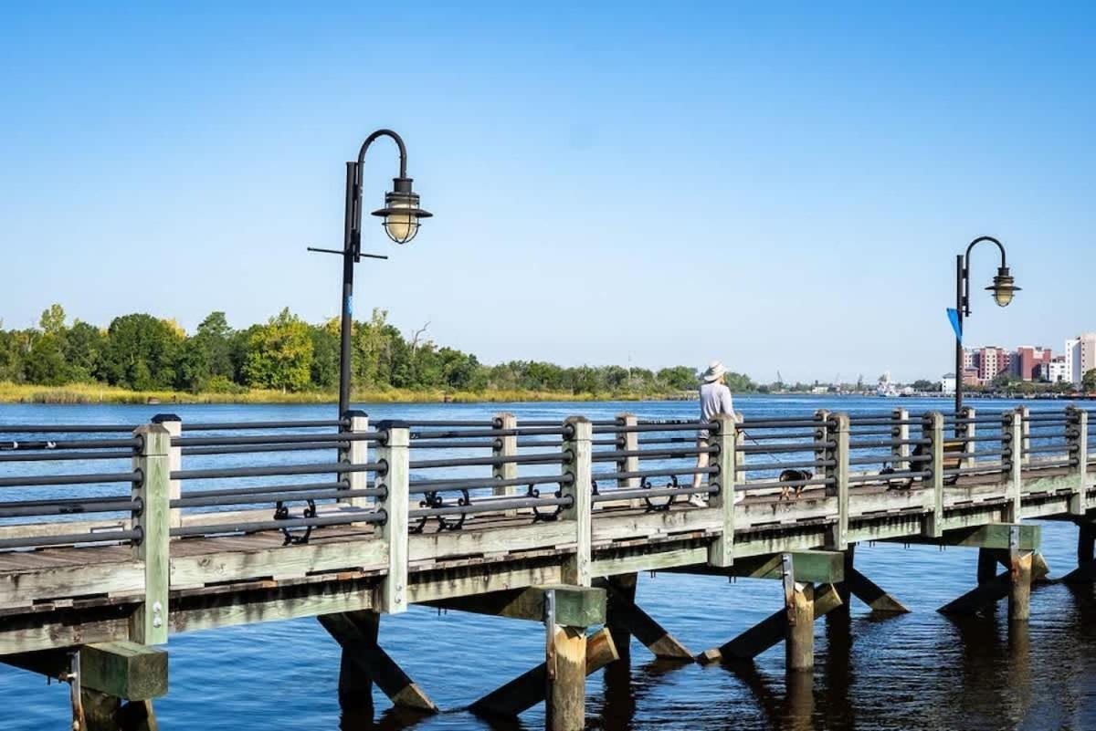 Riverwalk 118 - River & Battleship Views Wilmington Ngoại thất bức ảnh