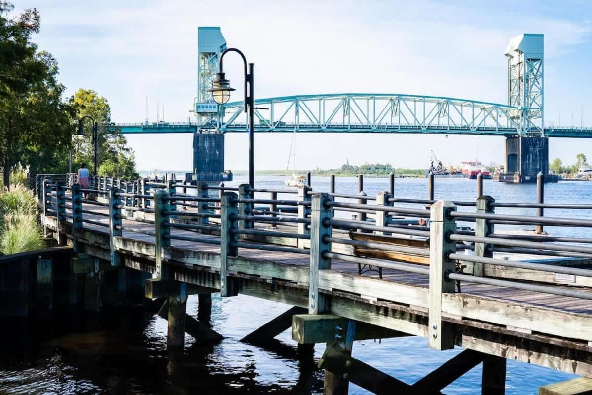 Riverwalk 118 - River & Battleship Views Wilmington Ngoại thất bức ảnh